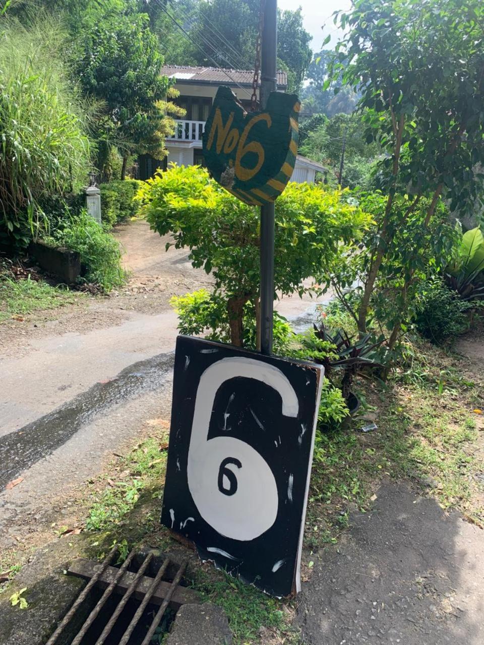 No 06 Veediya Bandara Lane Bahirawakanda Kandy Buitenkant foto